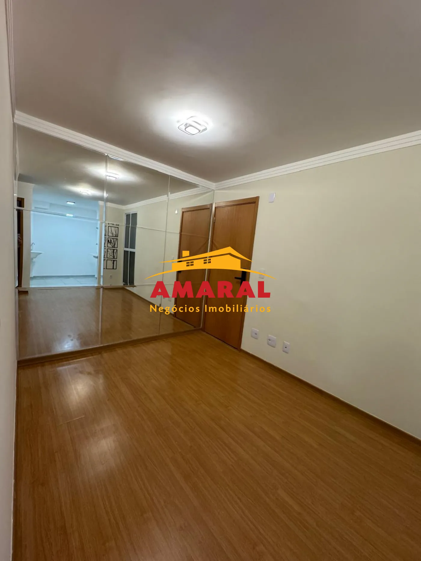 Comprar Apartamentos / Padr&atilde;o em Itaquaquecetuba R$ 185.000,00 - Foto 4