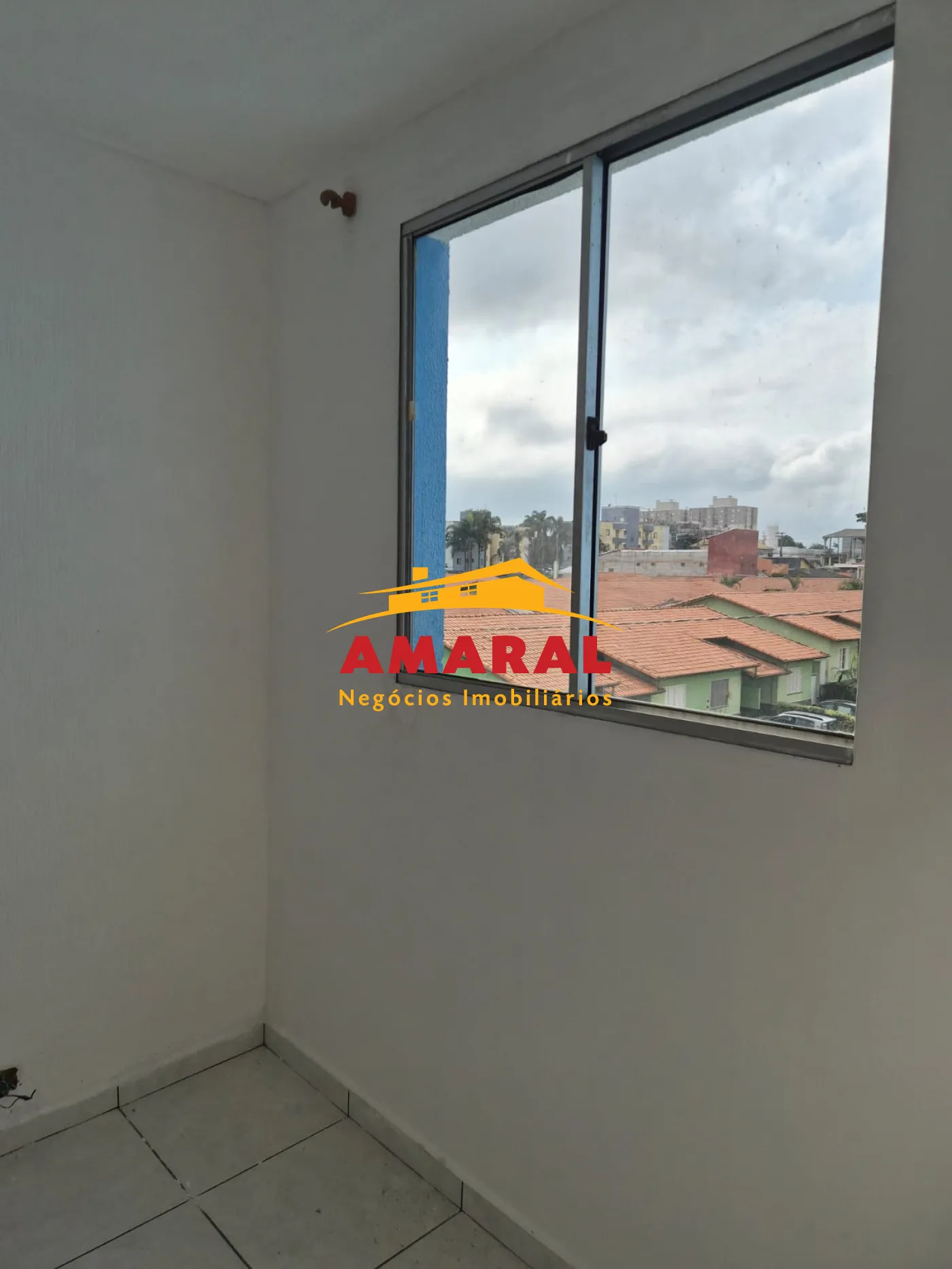 Alugar Apartamentos / Padr&atilde;o em Suzano R$ 900,00 - Foto 4