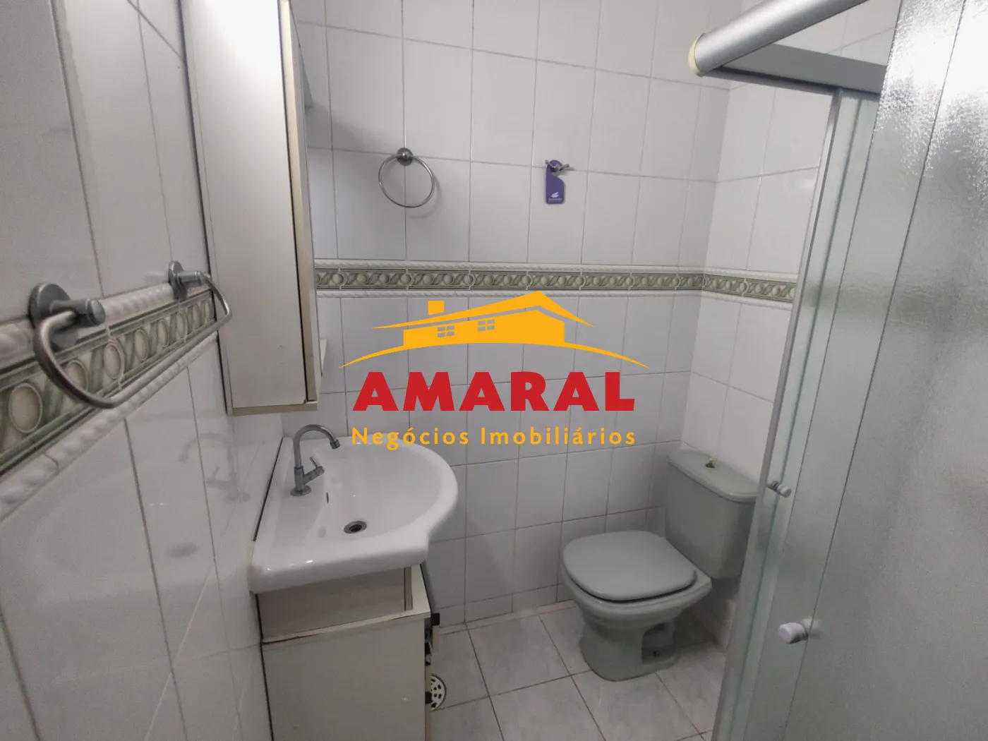 Alugar Casas / Condom&iacute;nio em Suzano R$ 2.000,00 - Foto 4