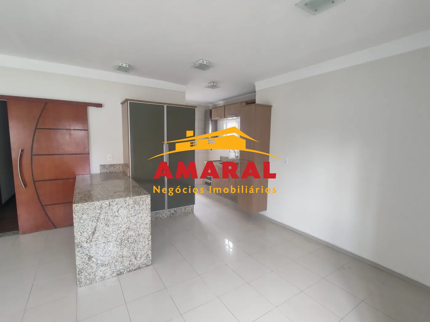 Alugar Casas / Condom&iacute;nio em Suzano R$ 2.000,00 - Foto 5