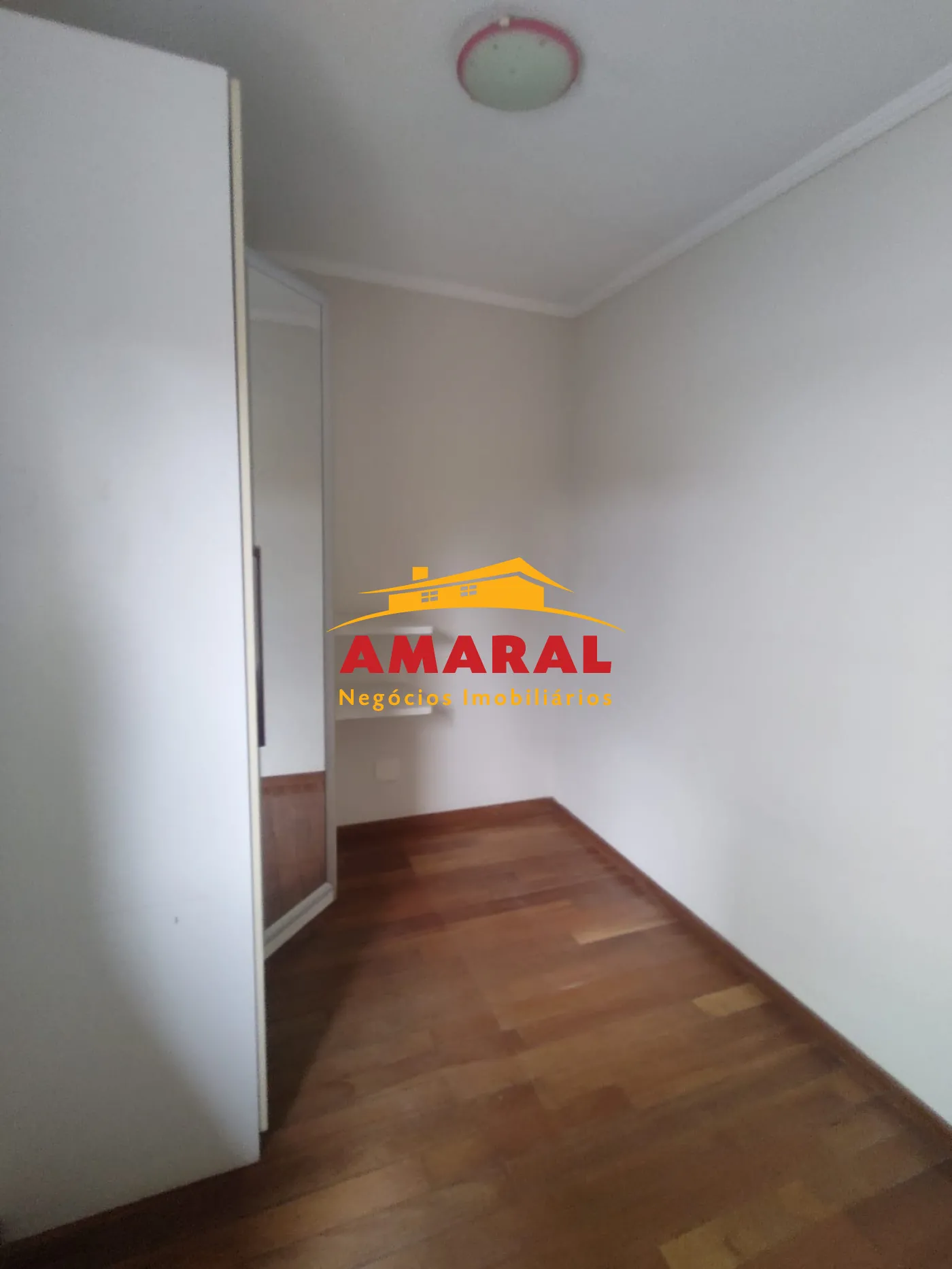 Alugar Casas / Condom&iacute;nio em Suzano R$ 2.000,00 - Foto 12