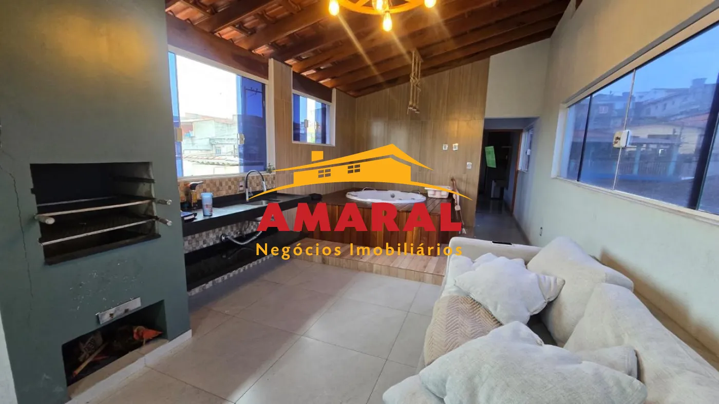 Comprar Casas / Sobrado em Suzano R$ 630.000,00 - Foto 1