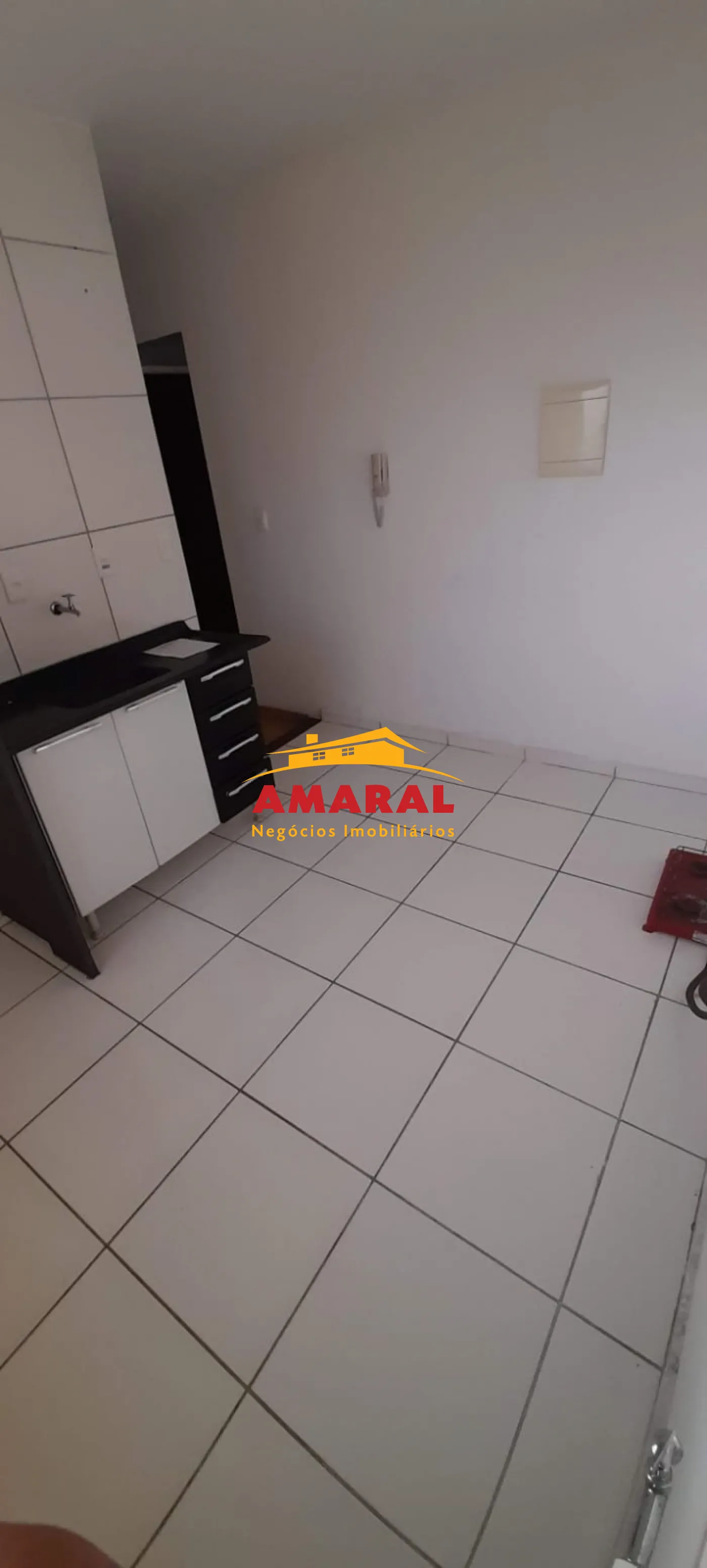 Comprar Apartamentos / Padr&atilde;o em Suzano R$ 240.000,00 - Foto 3