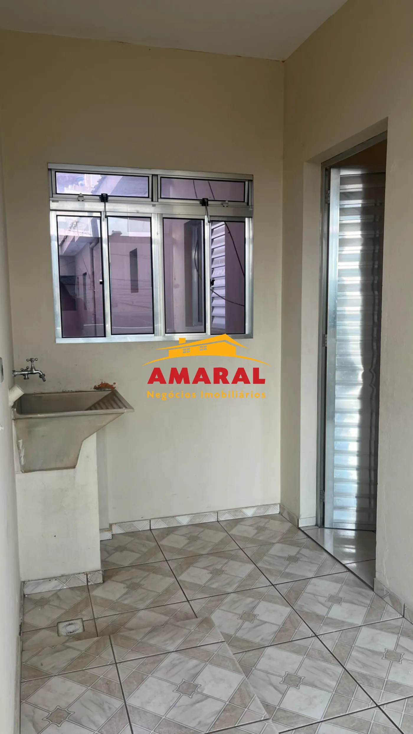 Alugar Casas / Sobrado em S&atilde;o Paulo R$ 1.400,00 - Foto 27