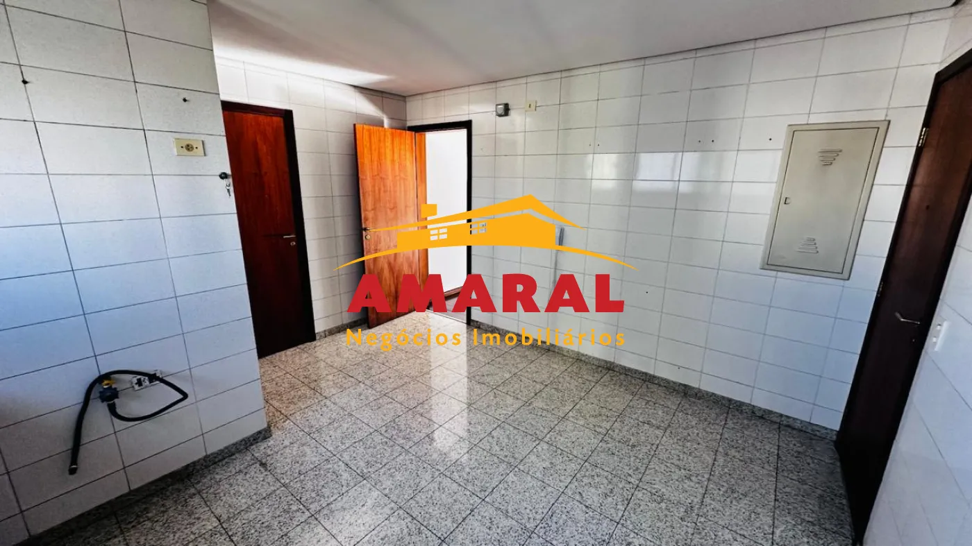 Comprar Apartamentos / Padr&atilde;o em Suzano R$ 1.100.000,00 - Foto 11