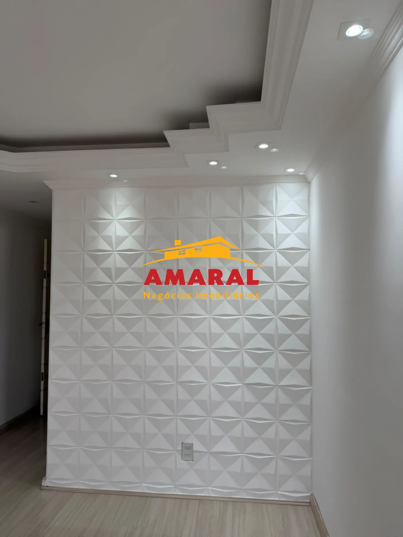 Alugar Apartamentos / Padr&atilde;o em Ferraz de Vasconcelos R$ 1.300,00 - Foto 4