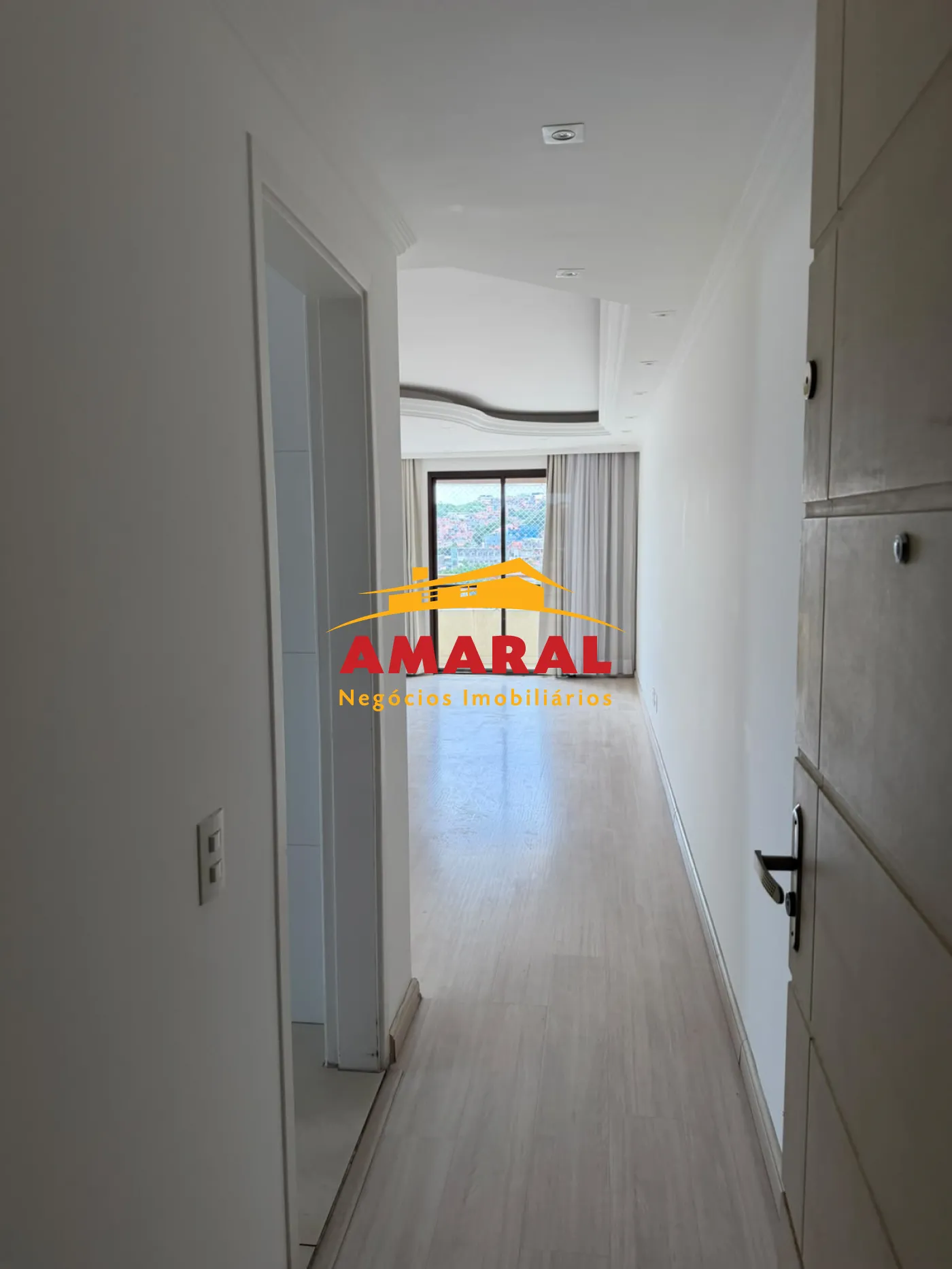Alugar Apartamentos / Padr&atilde;o em Ferraz de Vasconcelos R$ 1.300,00 - Foto 3