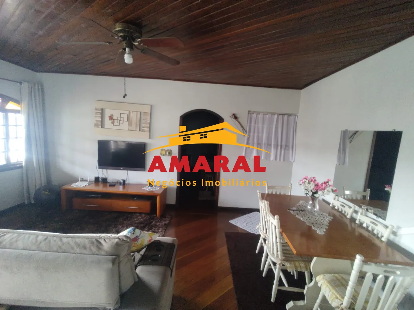 Alugar Casas / Assobradada em Itaquaquecetuba R$ 2.200,00 - Foto 7