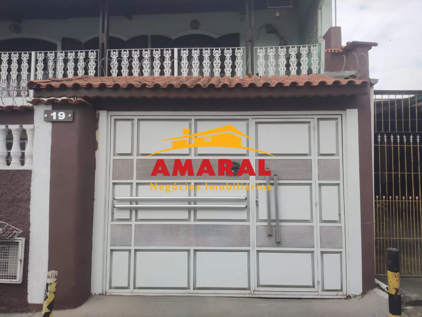 Alugar Casas / Assobradada em Itaquaquecetuba R$ 2.200,00 - Foto 1