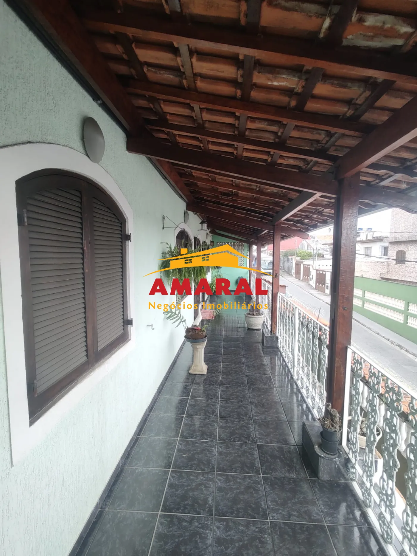 Alugar Casas / Assobradada em Itaquaquecetuba R$ 2.200,00 - Foto 2