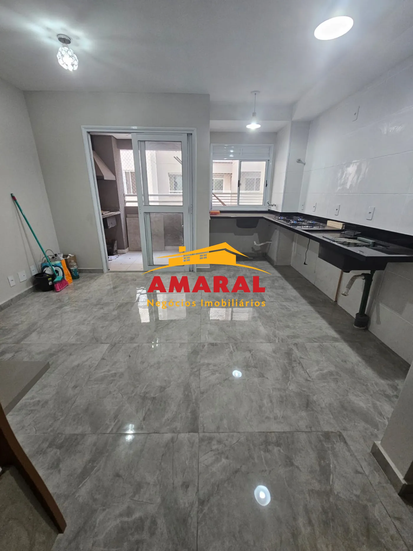 Alugar Apartamentos / Padr&atilde;o em Suzano R$ 1.810,80 - Foto 1