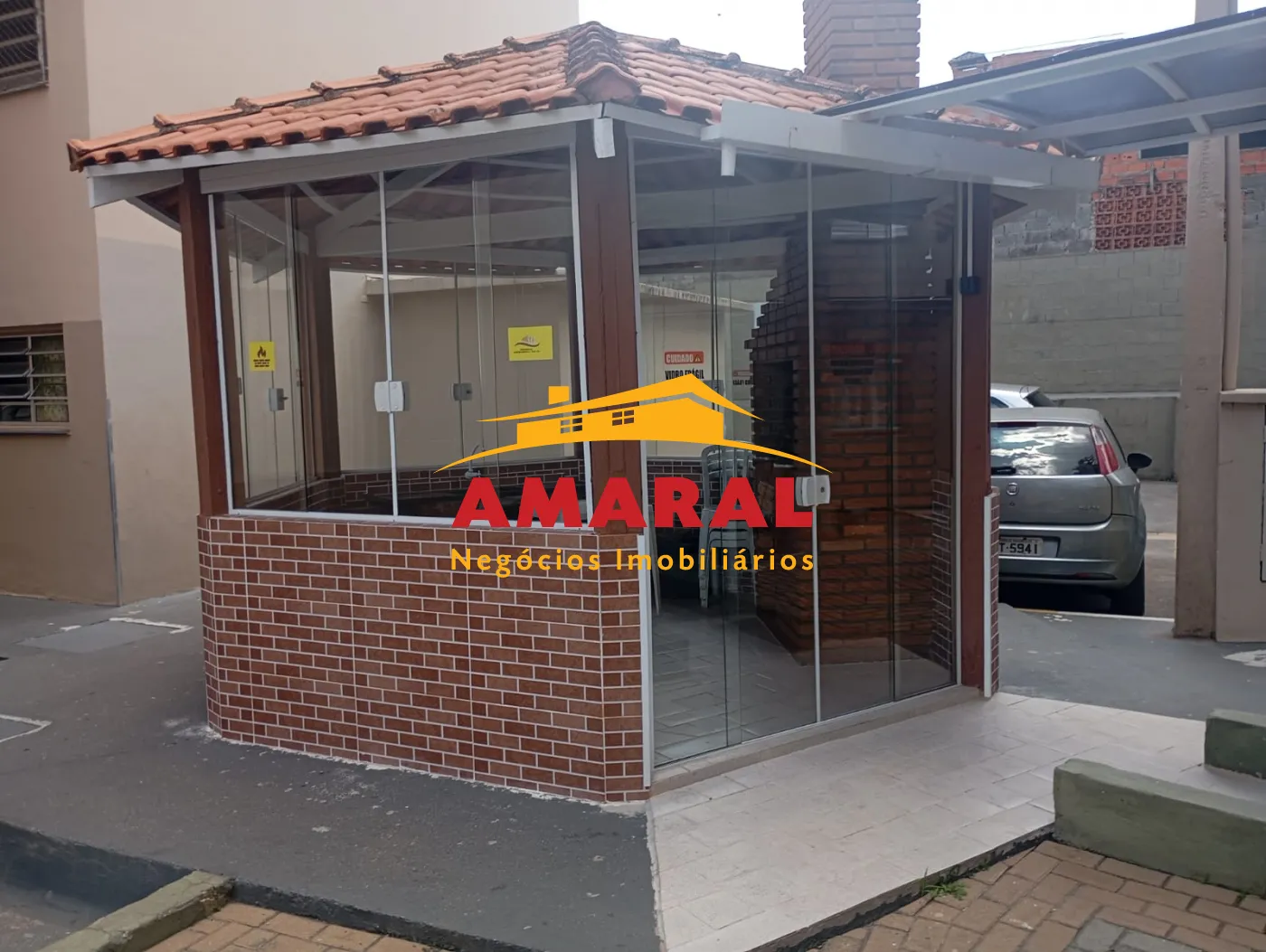 Comprar Apartamentos / Padr&atilde;o em Po&aacute; R$ 200.000,00 - Foto 1