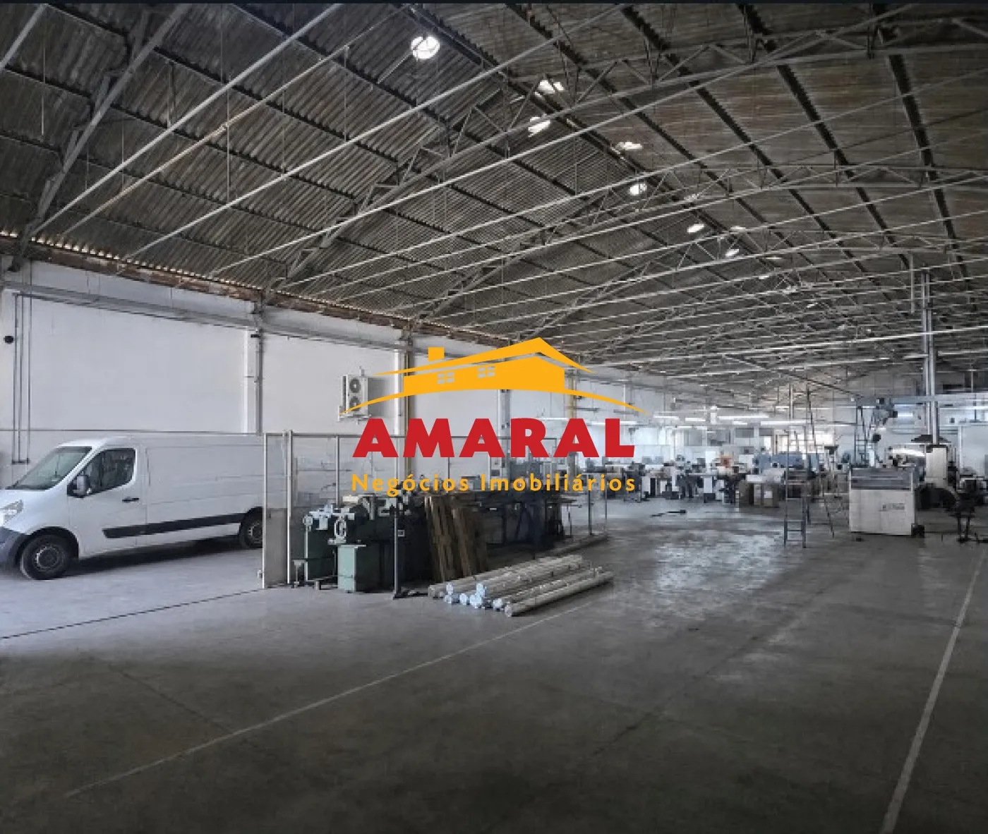 Alugar Comerciais / Galp&atilde;o - Comercial em Itaquaquecetuba R$ 100.000,00 - Foto 2