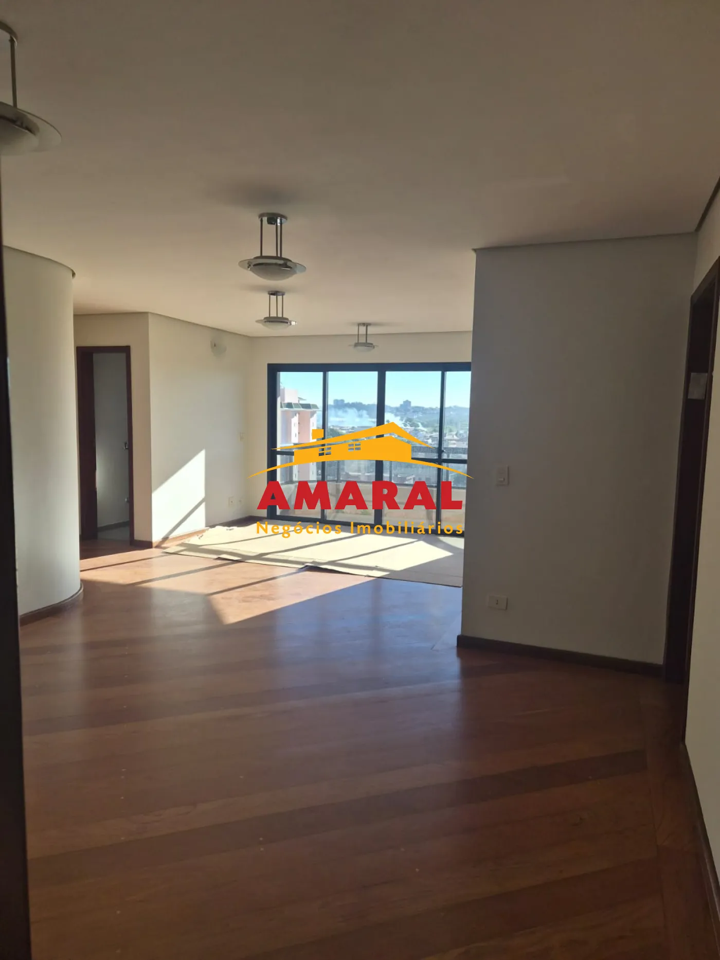 Alugar Apartamentos / Padr&atilde;o em Suzano R$ 3.500,00 - Foto 1