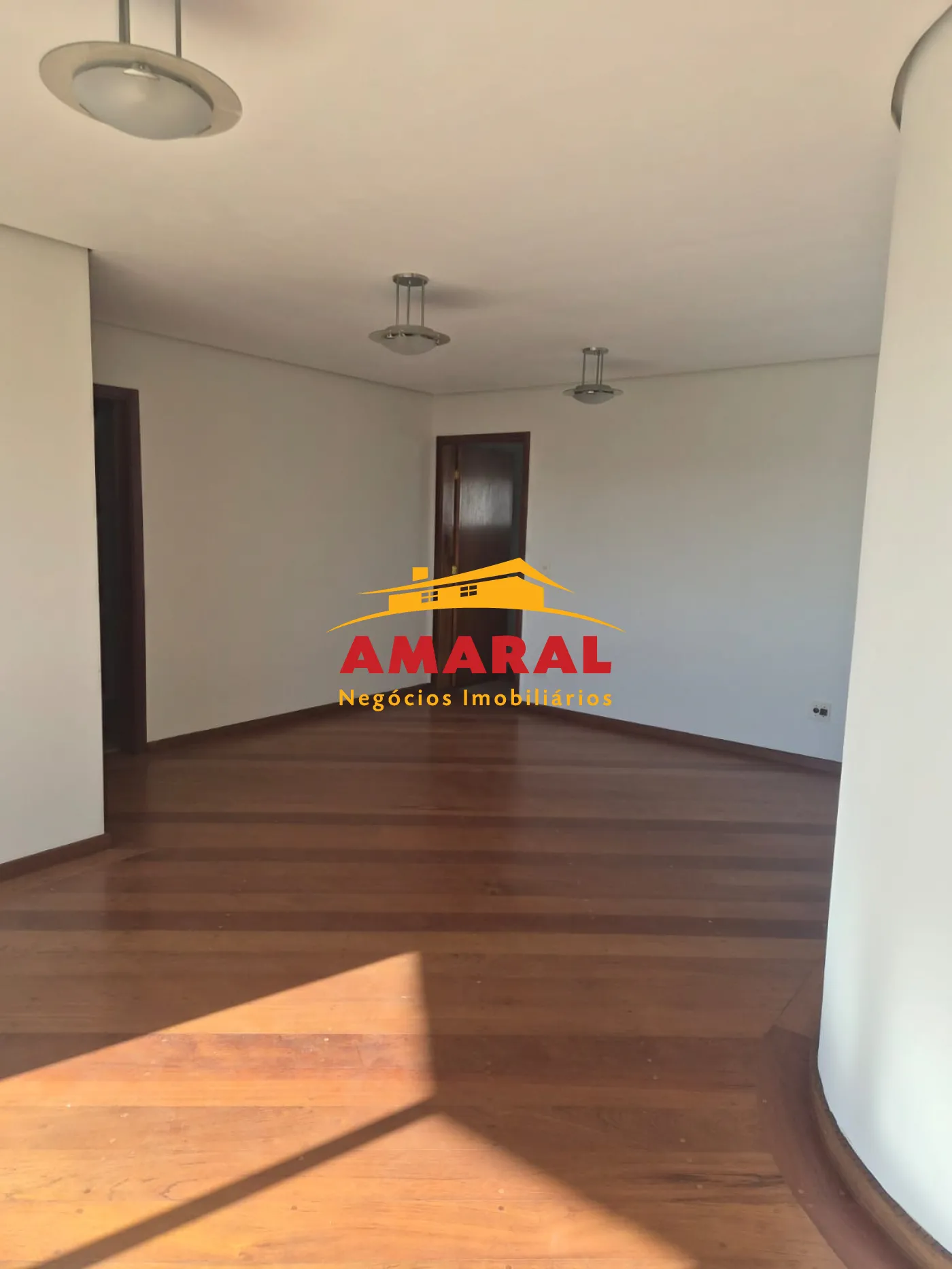 Alugar Apartamentos / Padr&atilde;o em Suzano R$ 3.500,00 - Foto 5