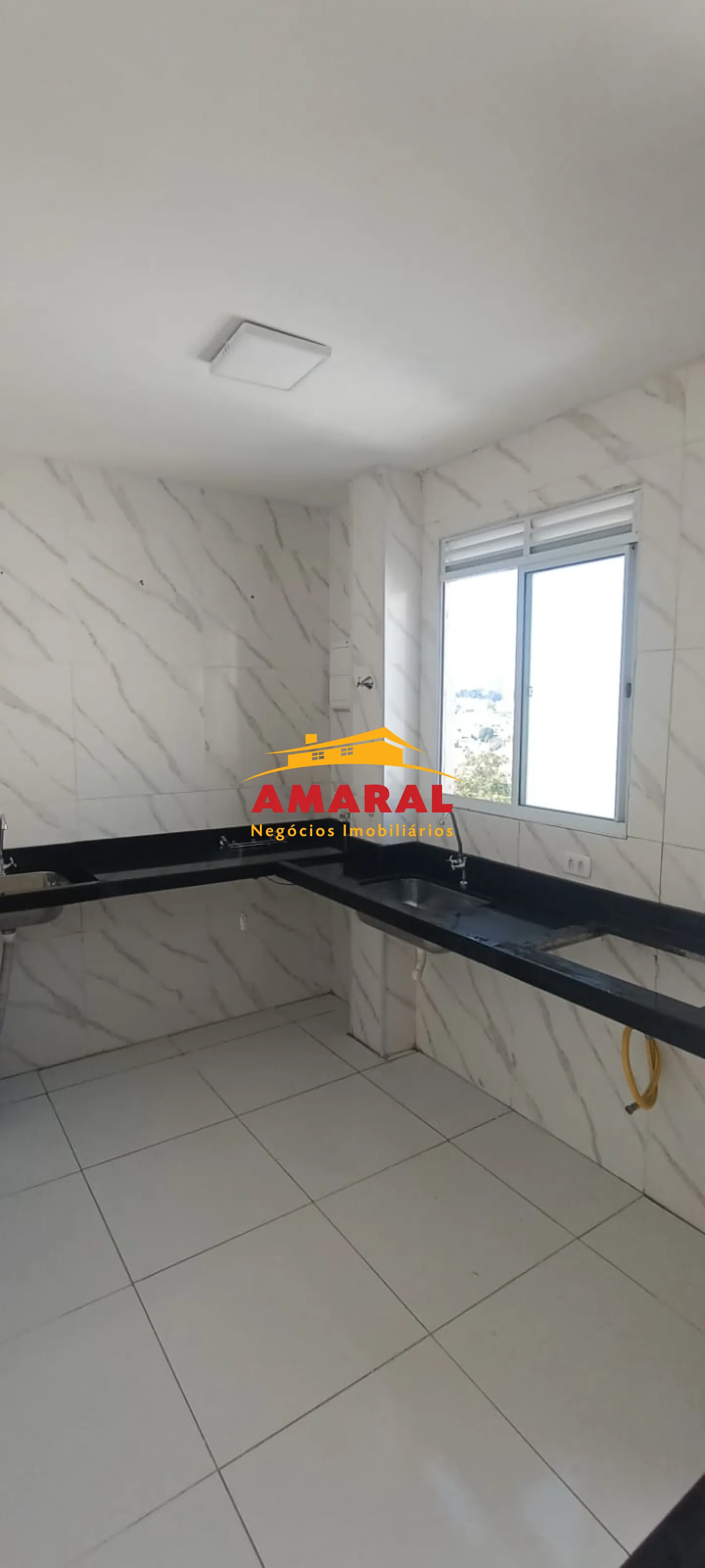 Comprar Apartamentos / Padr&atilde;o em Po&aacute; R$ 265.000,00 - Foto 1