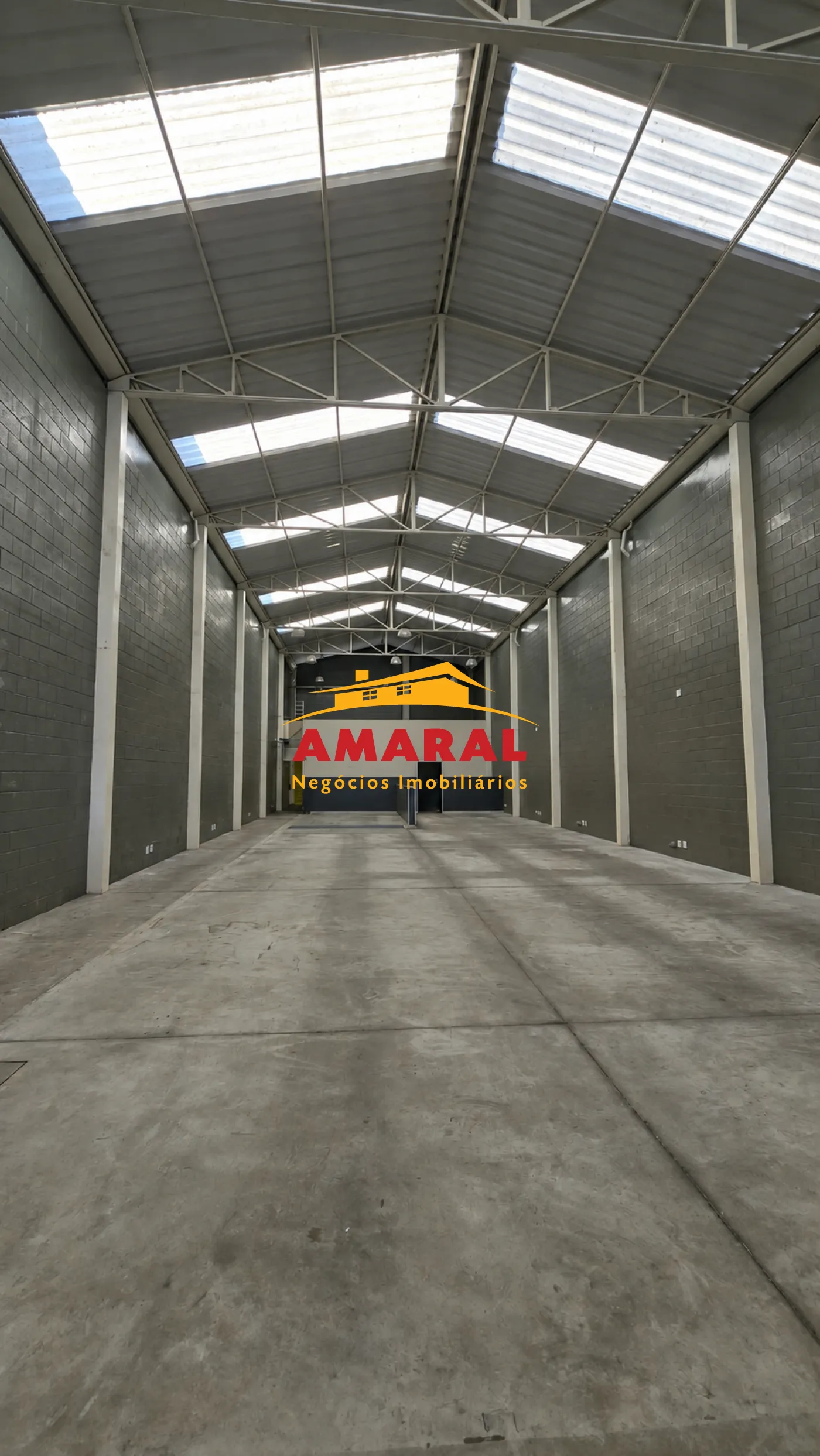Alugar Comerciais / Galp&atilde;o - Comercial em Mogi das Cruzes R$ 13.700,00 - Foto 4