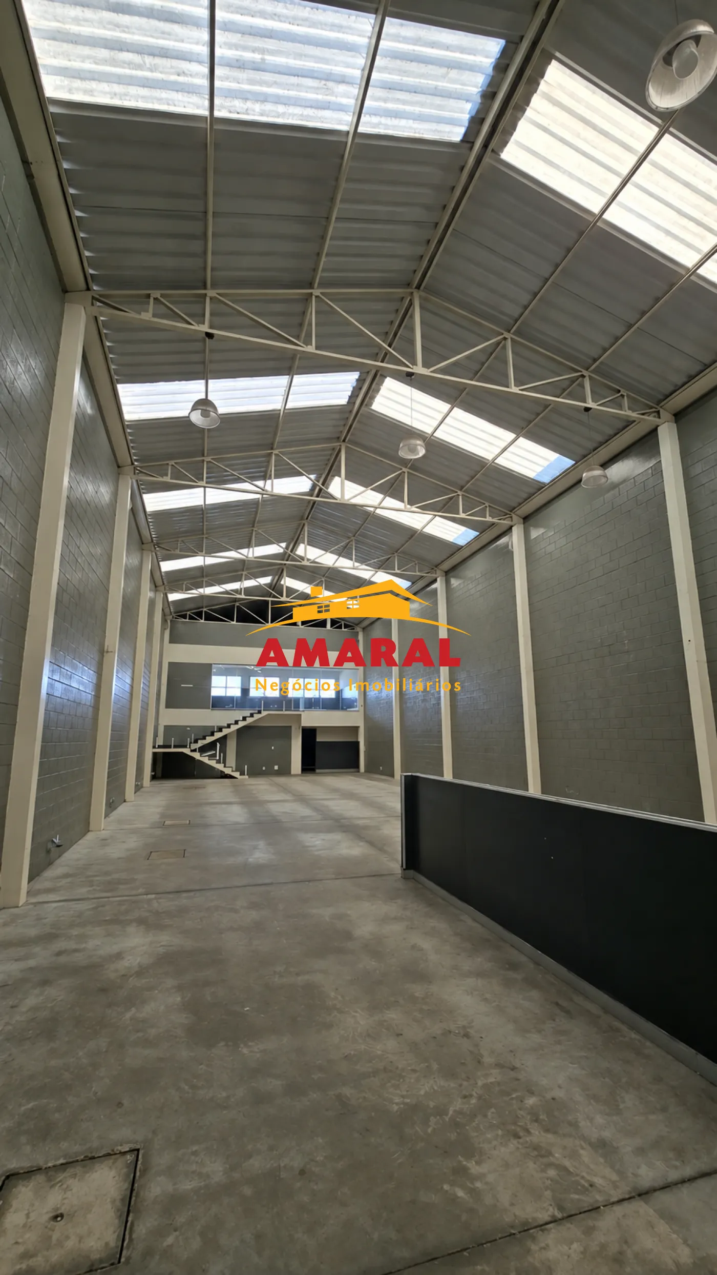 Alugar Comerciais / Galp&atilde;o - Comercial em Mogi das Cruzes R$ 13.700,00 - Foto 2