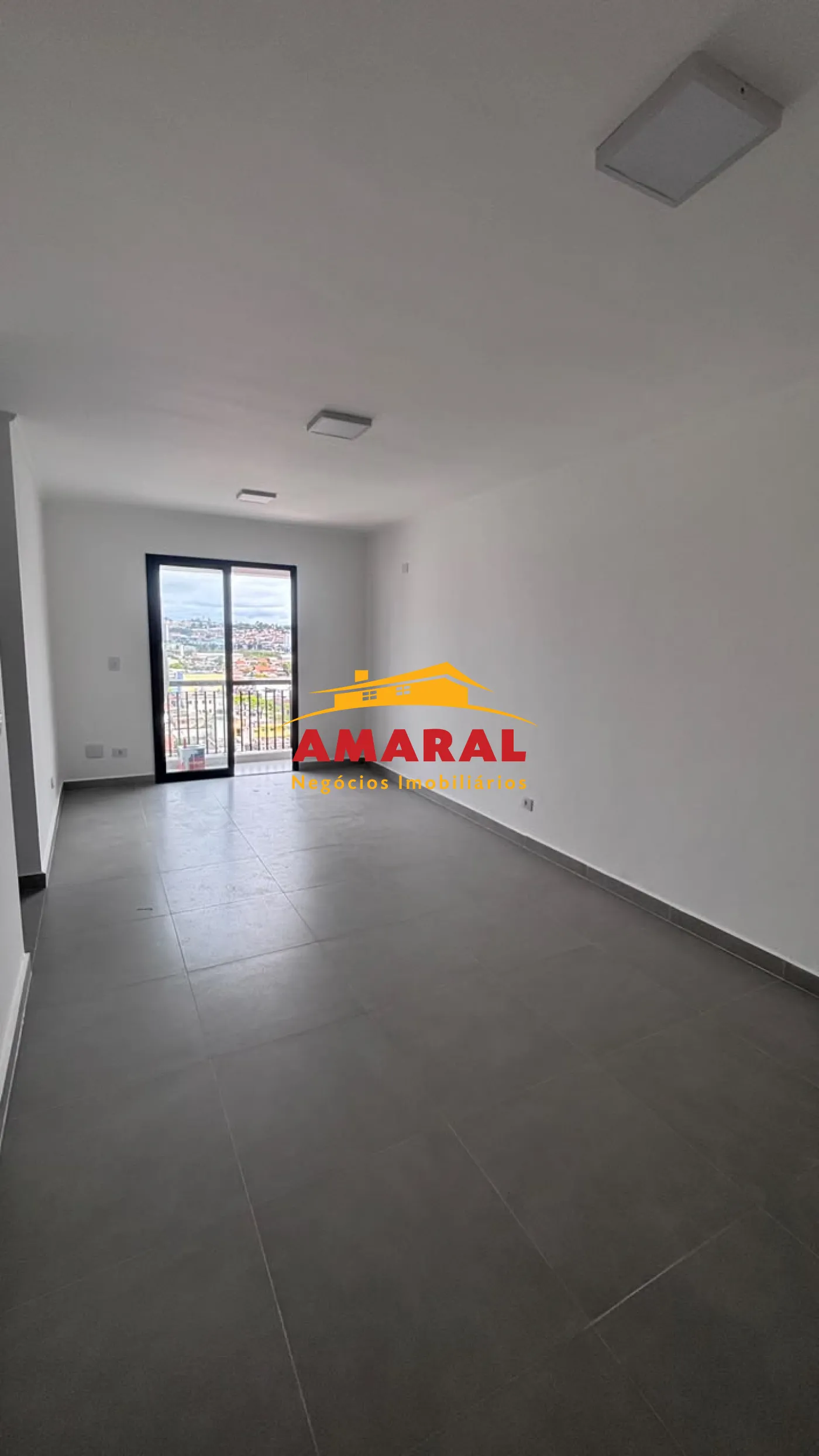 Alugar Apartamentos / Padr&atilde;o em Suzano R$ 2.300,00 - Foto 1