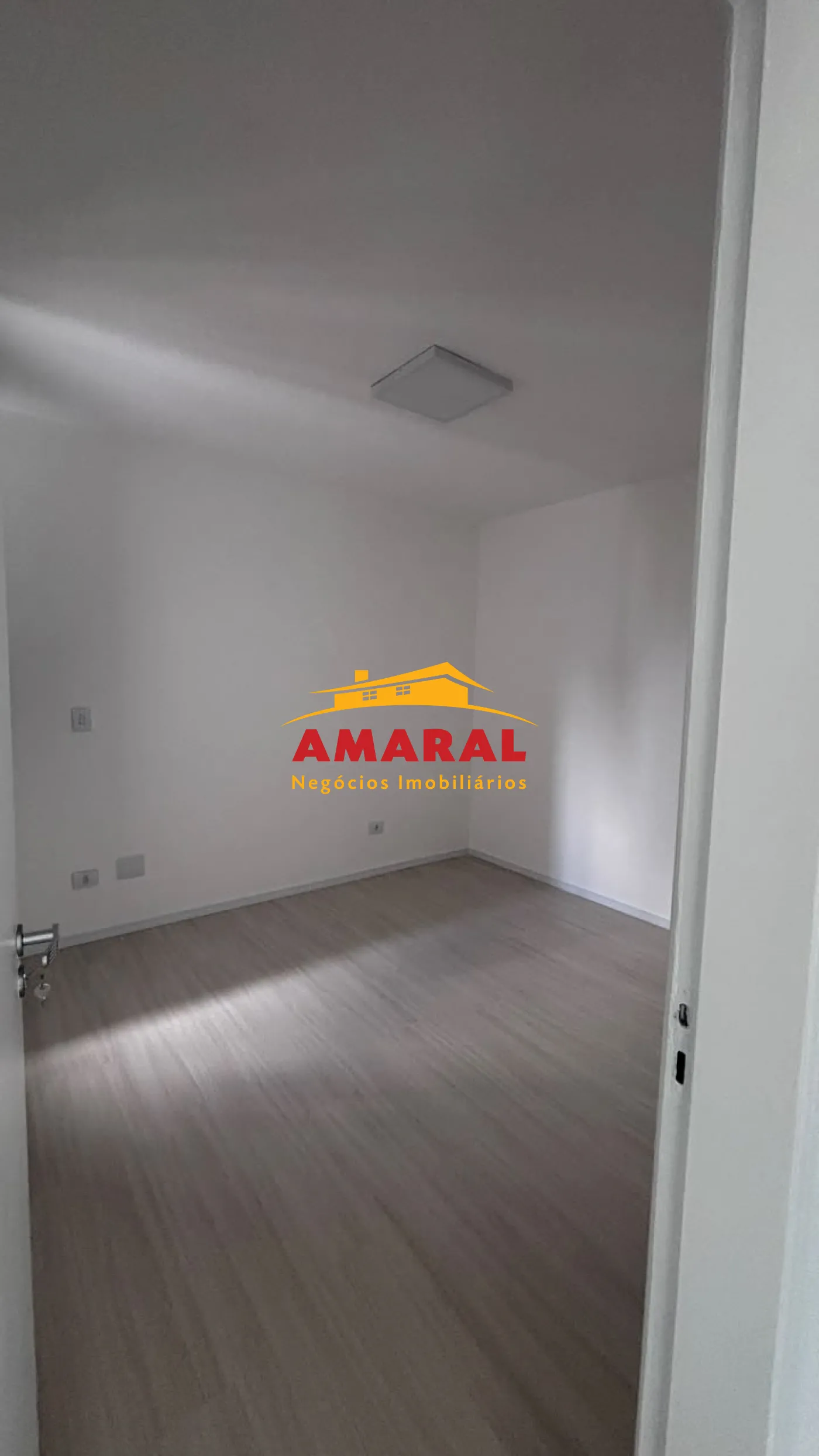 Alugar Apartamentos / Padr&atilde;o em Suzano R$ 2.300,00 - Foto 8