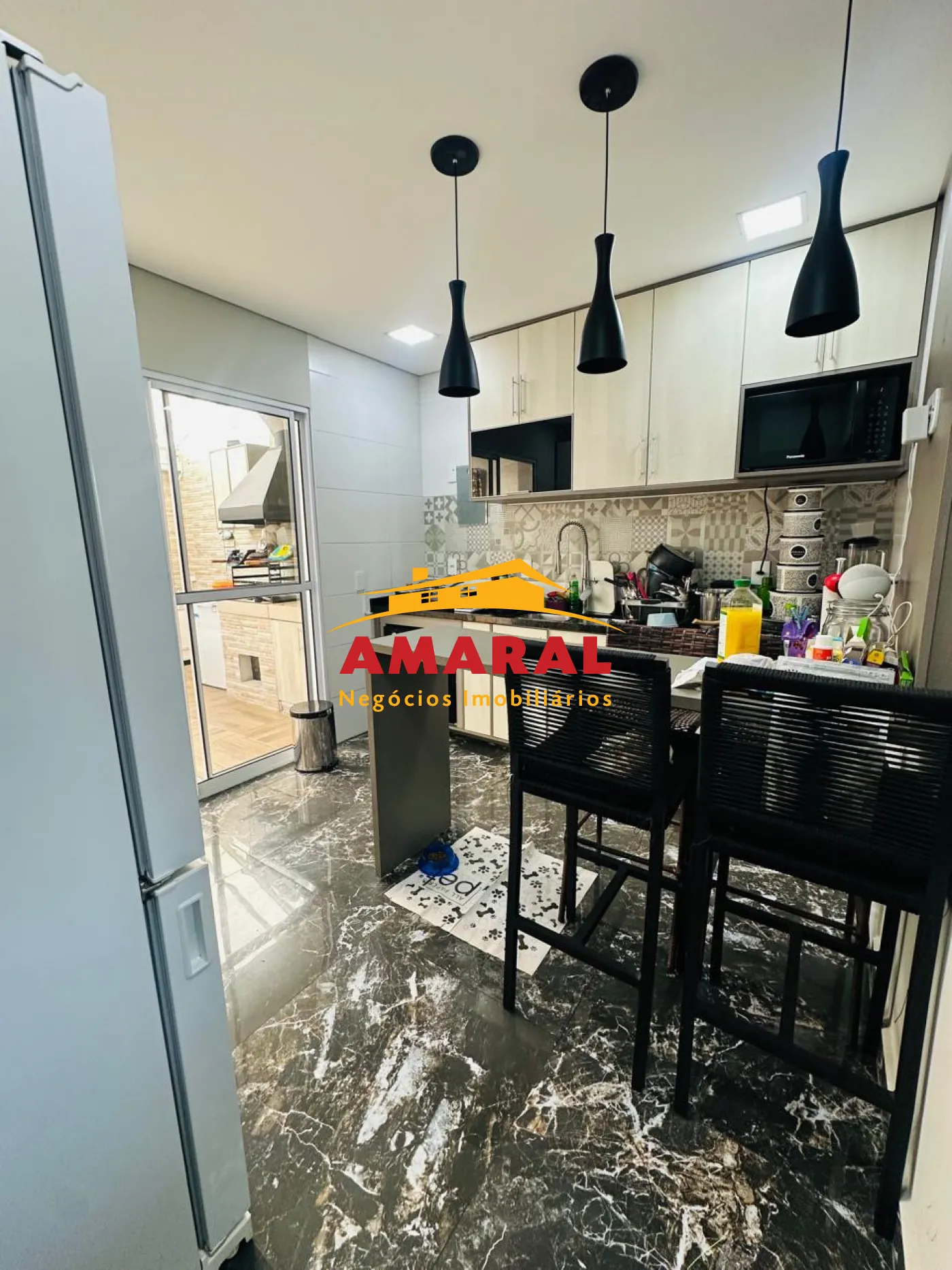 Comprar Casas / Sobrado em Suzano R$ 680.000,00 - Foto 2
