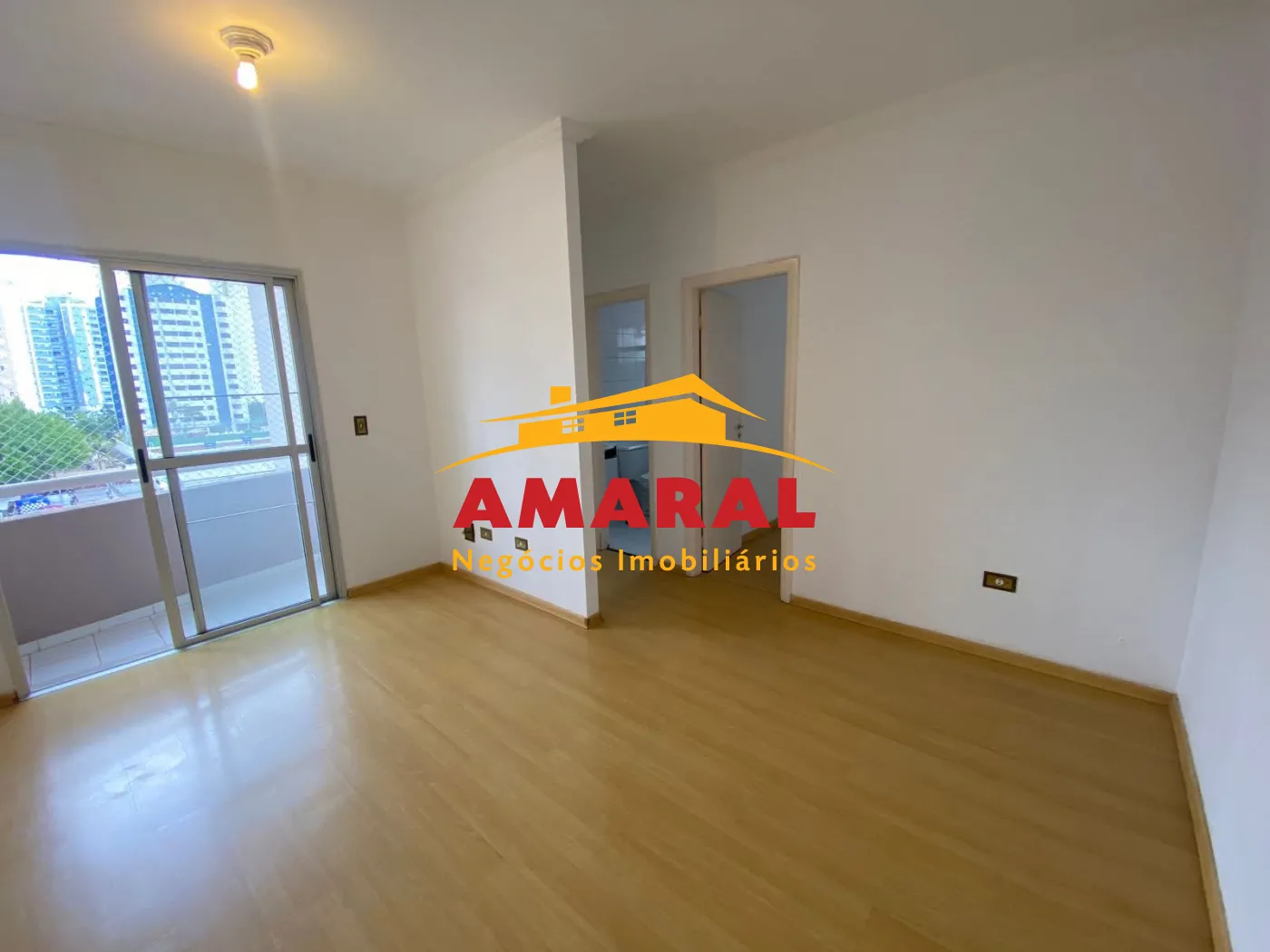 Alugar Apartamentos / Padr&atilde;o em Mogi das Cruzes R$ 2.300,00 - Foto 4