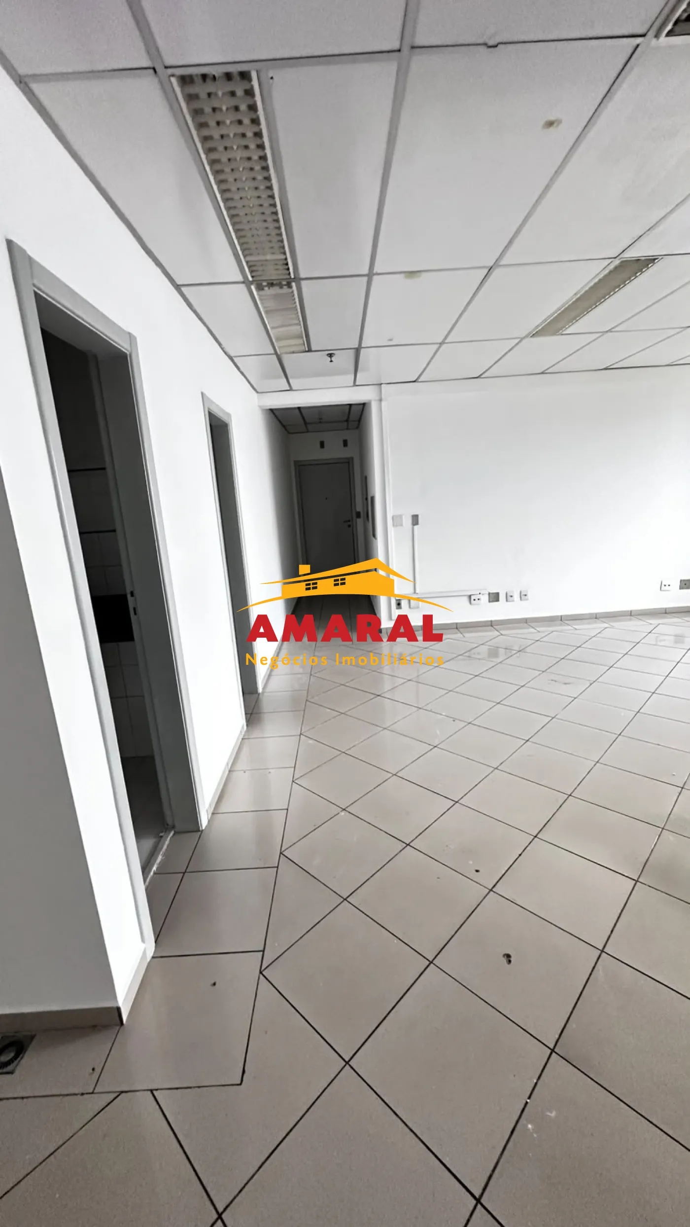 Alugar Comerciais / Pr&eacute;dio Comercial em Suzano R$ 3.500,00 - Foto 5