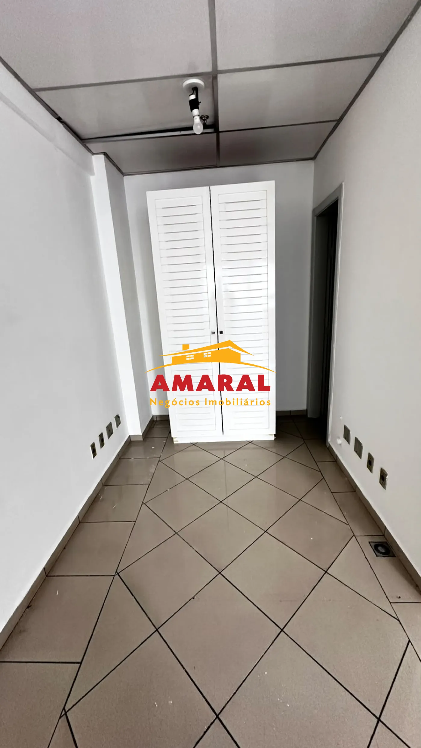 Alugar Comerciais / Pr&eacute;dio Comercial em Suzano R$ 3.500,00 - Foto 14