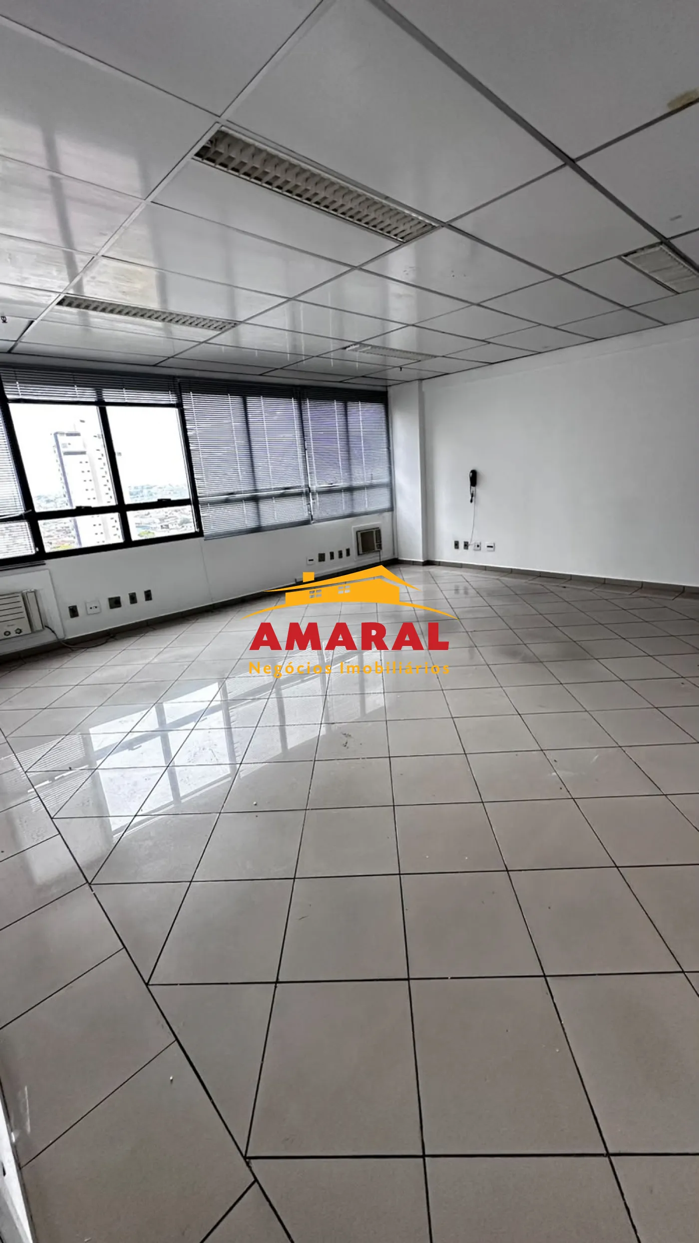 Alugar Comerciais / Pr&eacute;dio Comercial em Suzano R$ 3.500,00 - Foto 2