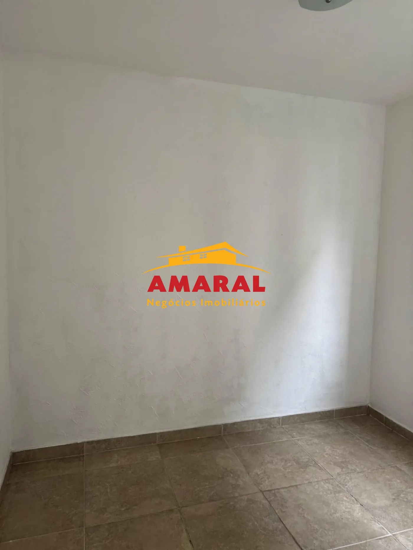 Comprar Apartamentos / Padr&atilde;o em Suzano R$ 250.000,00 - Foto 4
