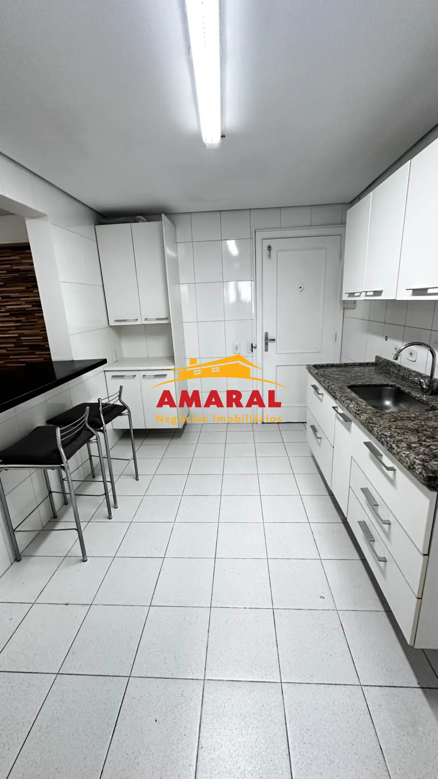 Alugar Apartamentos / Padr&atilde;o em Suzano R$ 4.500,00 - Foto 5