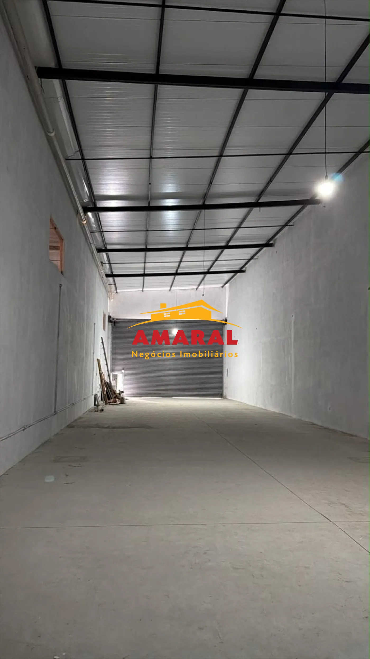Alugar Comerciais / Galp&atilde;o - Comercial em Po&aacute; R$ 12.000,00 - Foto 2