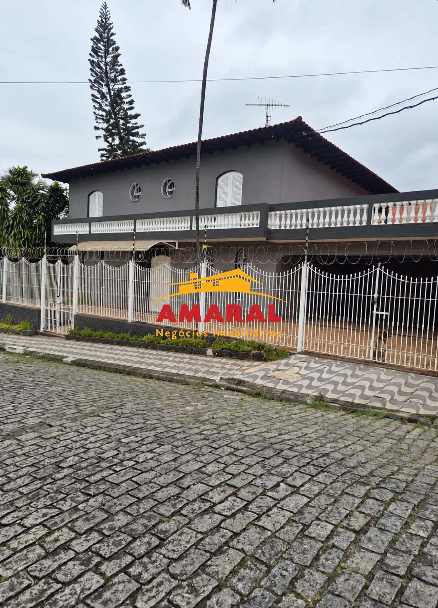 Alugar Casas / Sobrado em Suzano R$ 6.500,00 - Foto 1