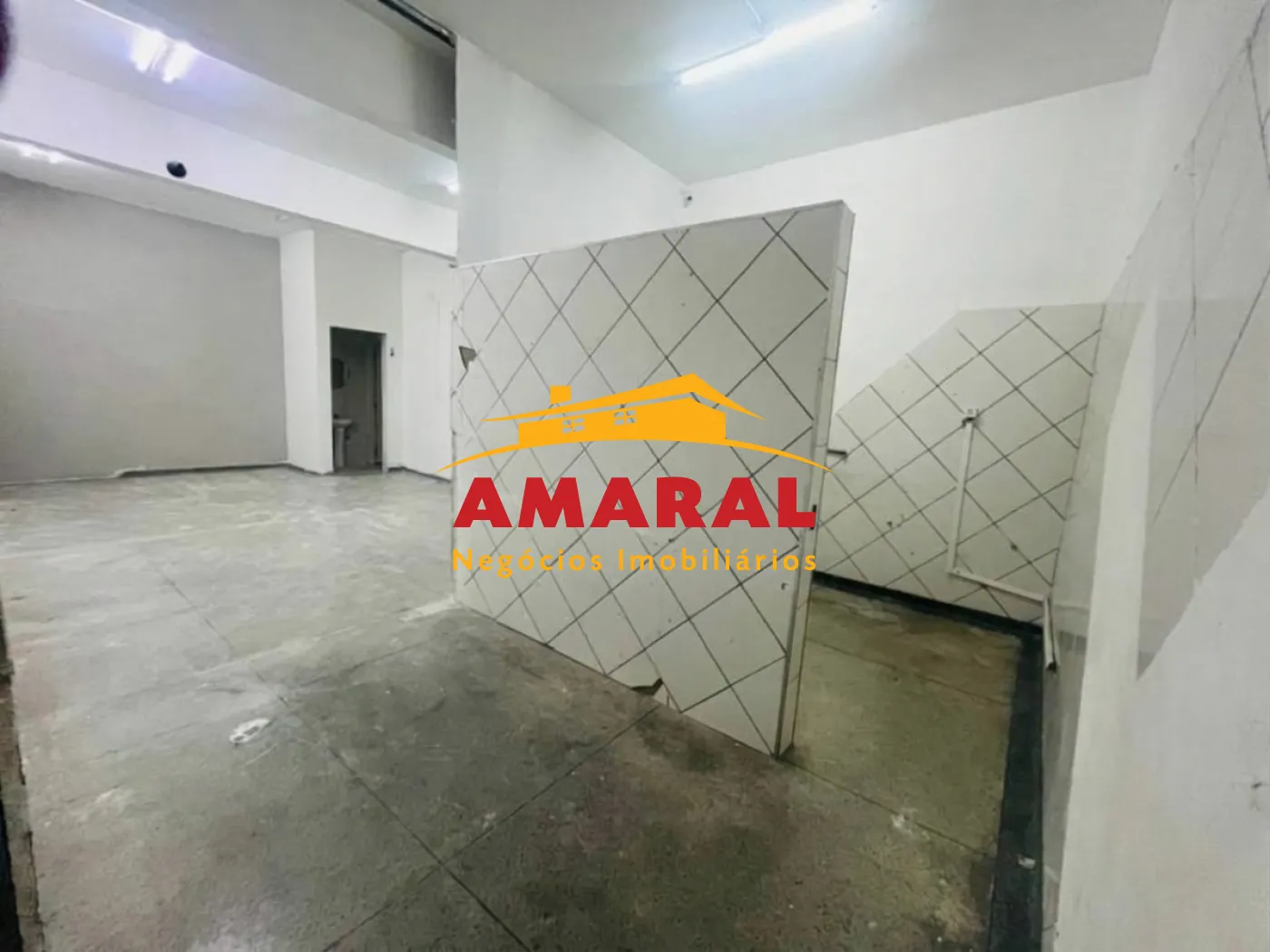 Alugar Sal&otilde;es / Sal&atilde;o em Suzano R$ 4.300,00 - Foto 1