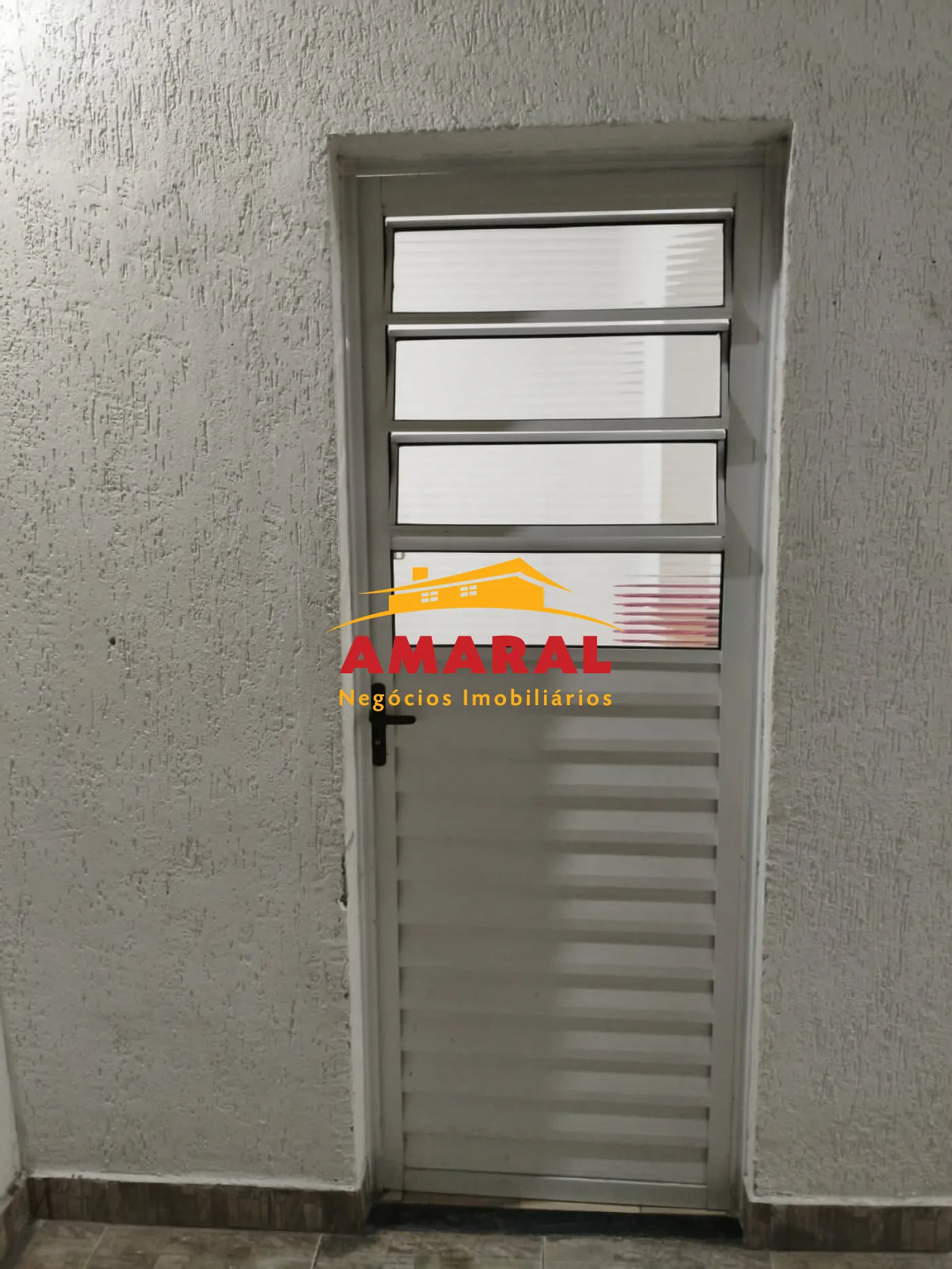 Comprar Casas / Sobrado em Suzano R$ 300.000,00 - Foto 6