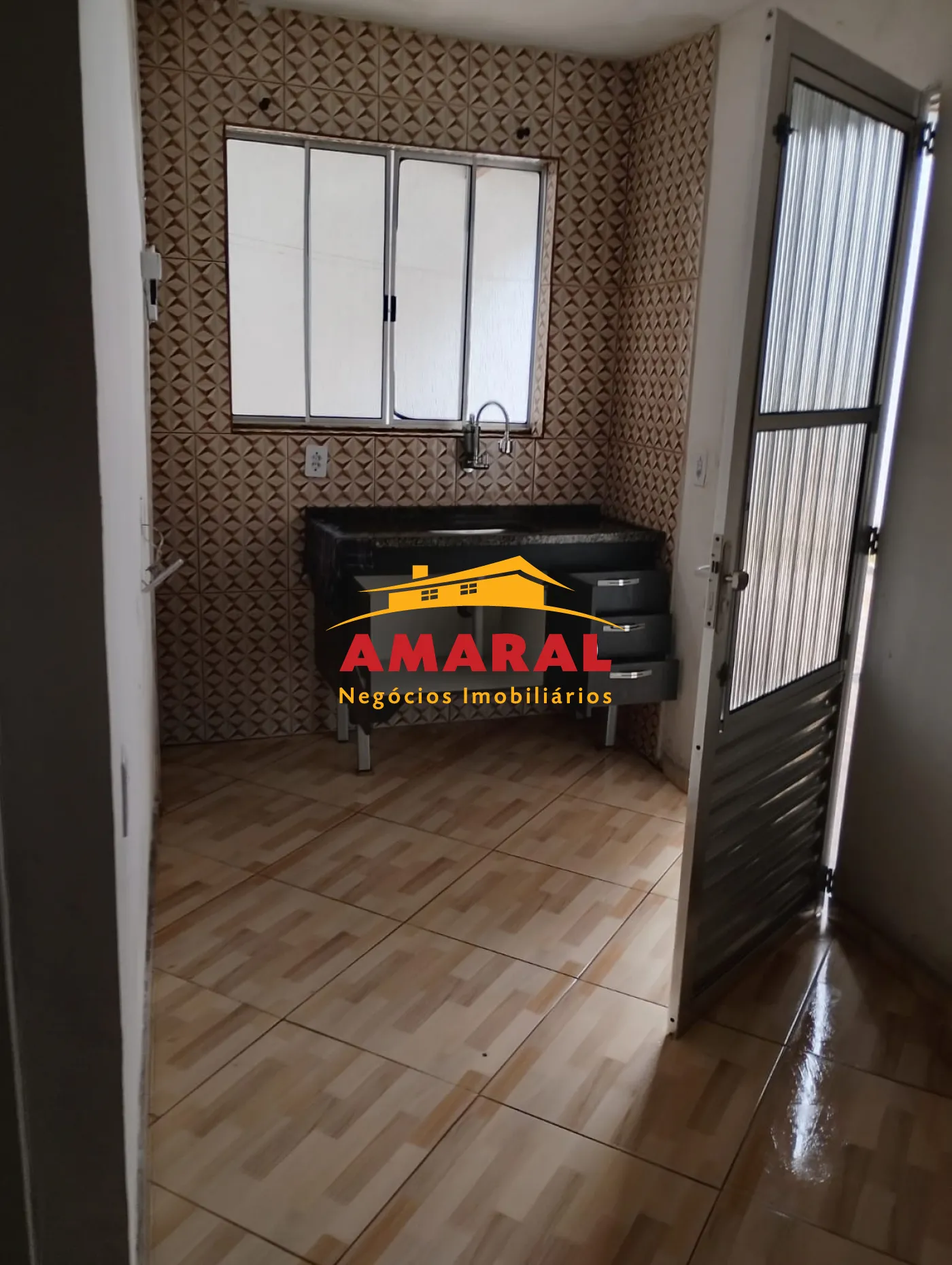 Comprar Casas / Sobrado em Suzano R$ 300.000,00 - Foto 8