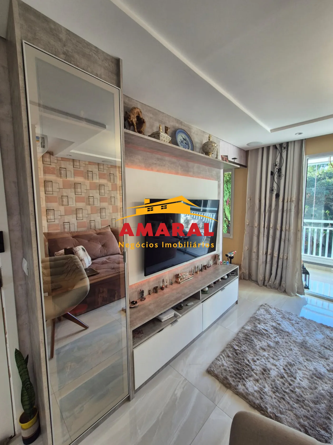 Comprar Casas / Condom&iacute;nio em Suzano R$ 830.000,00 - Foto 2