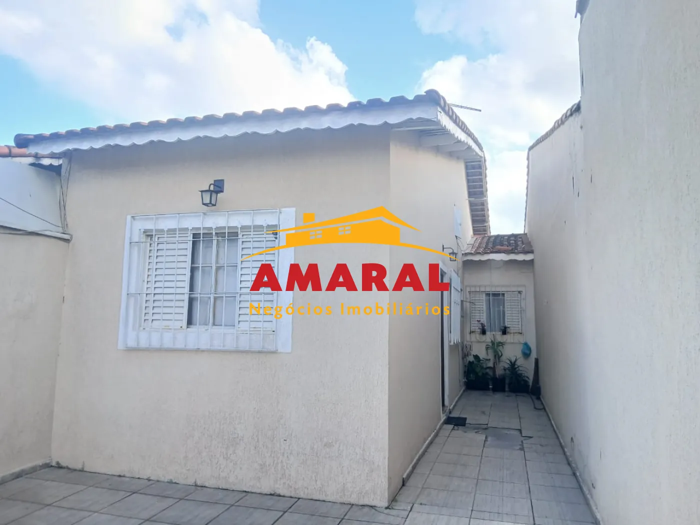 Alugar Casas / T&eacute;rrea em Suzano R$ 2.300,00 - Foto 1