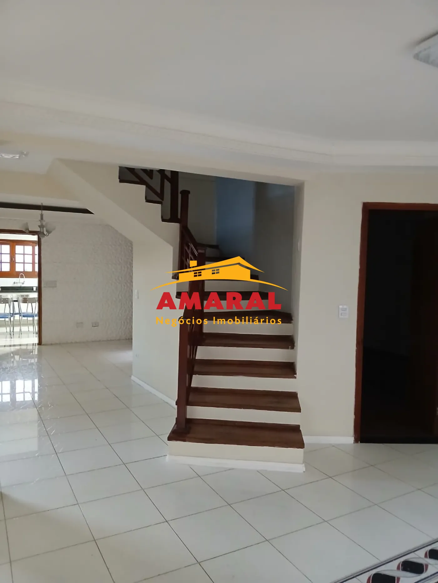 Alugar Casas / Sobrado em Suzano R$ 8.000,00 - Foto 2