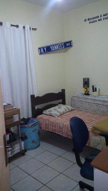 Alugar Apartamentos / Padr&atilde;o em Suzano R$ 950,00 - Foto 2