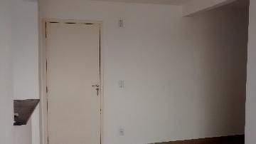 Alugar Apartamentos / Padr&atilde;o em Suzano R$ 900,00 - Foto 6