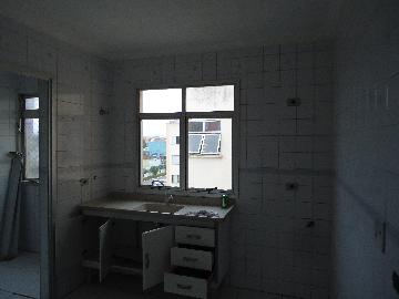 Alugar Apartamentos / Padr&atilde;o em Suzano R$ 1.000,00 - Foto 11