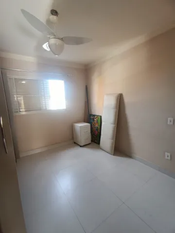 Alugar Apartamentos / Kitchnet em Suzano R$ 1.300,00 - Foto 12