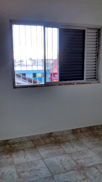 Alugar Apartamentos / Padr&atilde;o em Suzano R$ 938,44 - Foto 7