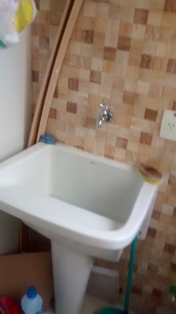 Comprar Apartamentos / Padr&atilde;o em Suzano R$ 220.000,00 - Foto 5