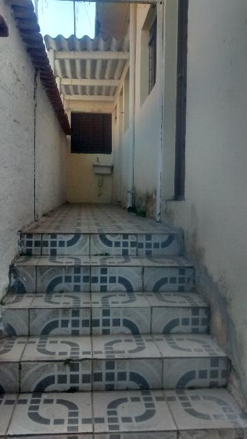 Alugar Casas / T&eacute;rrea em Suzano R$ 1.000,00 - Foto 1