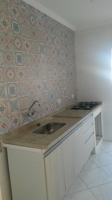 Alugar Apartamentos / Padr&atilde;o em Suzano R$ 1.250,00 - Foto 7