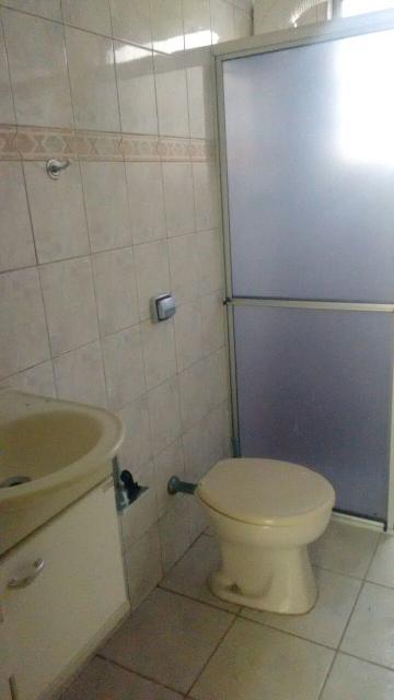 Alugar Casas / T&eacute;rrea em Suzano R$ 1.600,00 - Foto 3