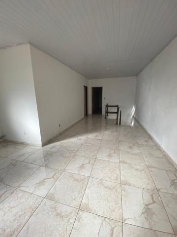 Alugar Casas / Sobrado em Suzano R$ 1.800,00 - Foto 13