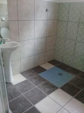Alugar Casas / T&eacute;rrea em Suzano R$ 500,00 - Foto 5